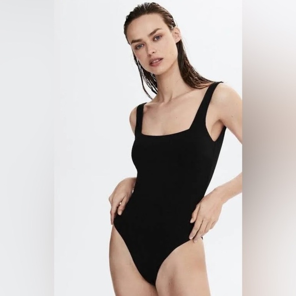 NWOT Mango Layered Bodice Square Classic Navy Swimsuit, MSRP $119, sz 8